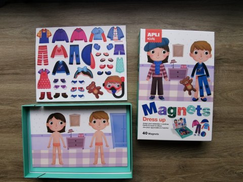 Magnetyczna układanka Apli Kids - Ubieranki