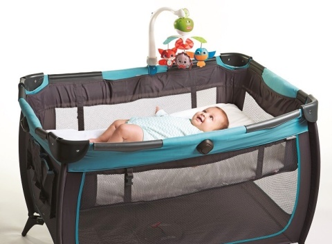 TINY LOVE TL13049068 Karuzela podróżna Zabawa na łące