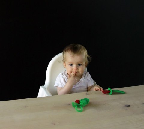 Gryzaczek soczysta malina, niebieski, RaZbaby