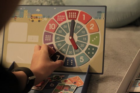 Magnetyczna układanka Apli Kids - Godziny