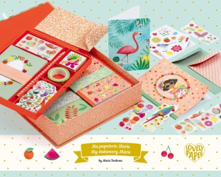 Kuferek z zestawem papierniczym MARIE