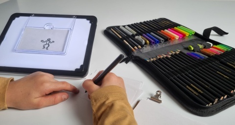 Tablet 3 w 1 z podświetleniem