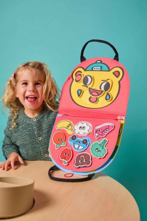 OMY MONTESSORI MIĘKKA KSIĄŻKA AKTYWIZUJĄCA - KSZTAŁTY I KOLORY