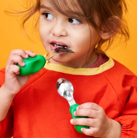 SZTUĆCE DLA DZIECI NANA'S MANNERS ETAP 2, 1-3 LAT