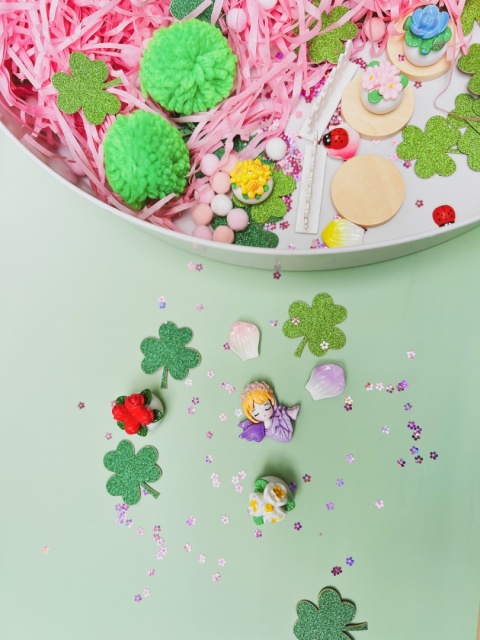 Jellystone, Zestaw sensoryczny Zaczarowany Ogród, wkład do tacki sensorycznej Play Tray