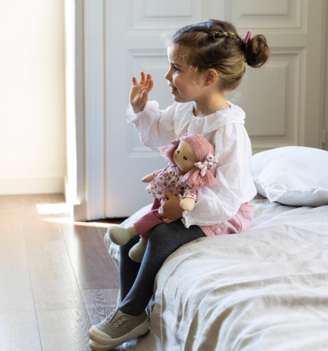 Pasito a pasito Lalka Bibi szmaciana przytulanka laleczka Cherry Flowe 35cm