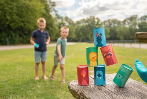 BS Toys, Gra, Zbijanie puszek woreczkami, Zwierzęta, 3+