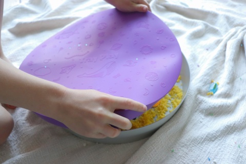 Jellystone, Tacka sensoryczna Play Tray 2w1Lilac, kolor fioletowy
