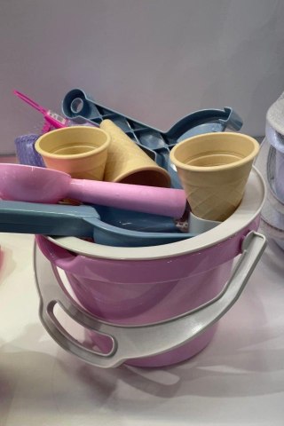DANTOY Zestaw do piasku z lodami THORBJORN pink