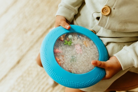 Jellystone, Sensoryczny dysk z figurkami A-Ku-Ku! Peekaboo, motyw Plaża