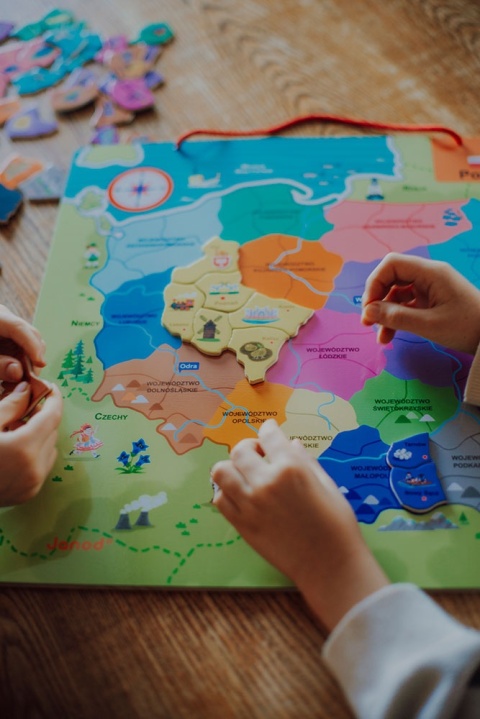 Janod Puzzle magnetyczne Mapa Polski 69 magnesów 7+