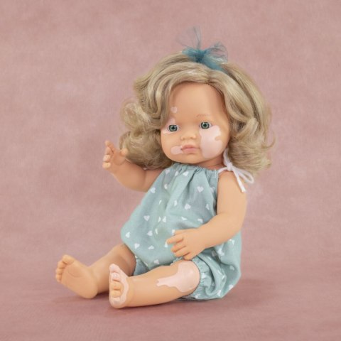 Miniland Lalka w ubranku dziewczynka Europejka 38 cm,Ciemne blond włosy z bielactwem Moi przyjaciele i ja