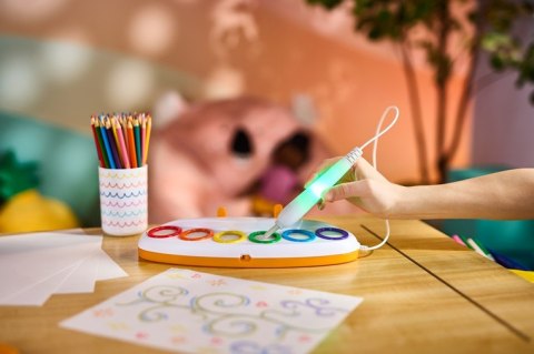 Crayola Magiczny pędzelek do malowania światłem Color Wonder Mess Free 3+