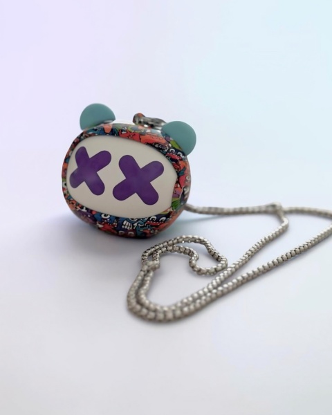 Kiddoboo GOAT Earbuds Graffiti słuchawki bezprzewodowe, mikrofon, lekkie, etui-wisiorek 9+
