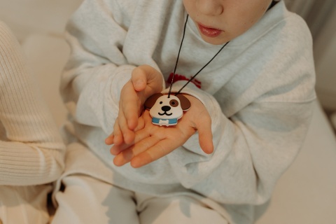Jellystone Gryzak terapeutyczny MEDIUM antystresowy PUPPY PENDANT BLUE