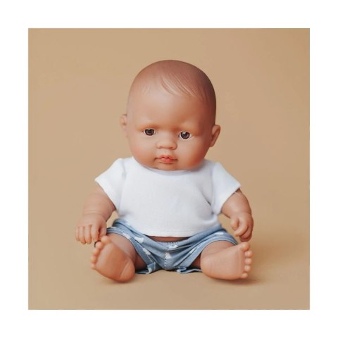 Miniland Lalka w ubranku chłopiec Latynos, 21cm - Moi przyjaciele i ja