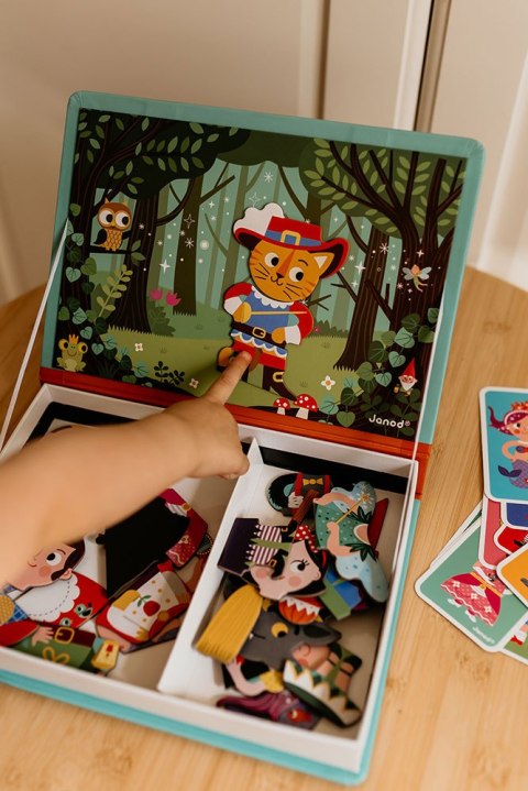 Janod Magnetyczna układanka Świat baśni Magnetibook 3-8 lat