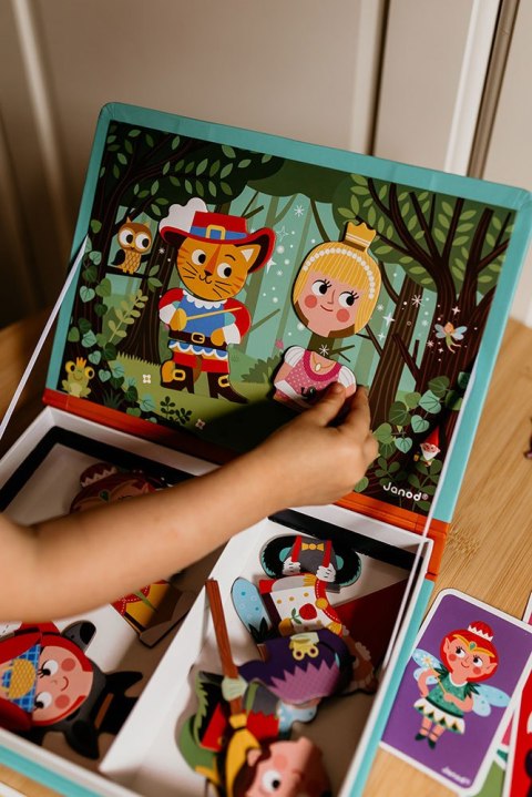 Janod Magnetyczna układanka Świat baśni Magnetibook 3-8 lat